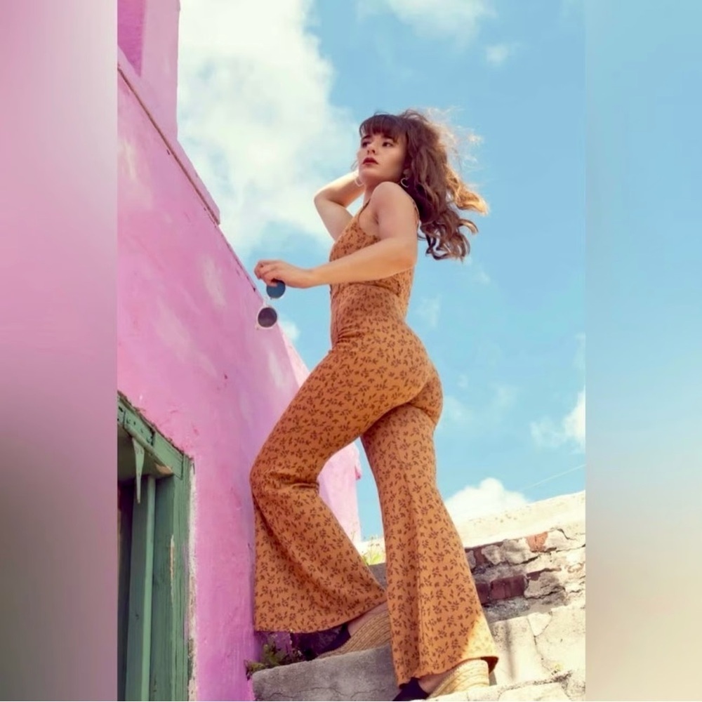 Free People Jumpsuit Eyes On You - Rust Floral - Size M - NWOT - Picture 2 of 6